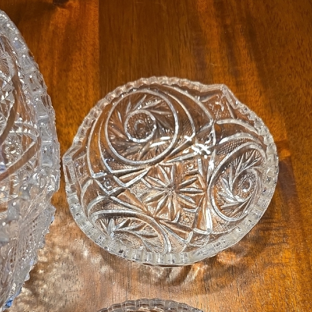 Vintage Imperial Serving Bowl And EAPG Desert Bowls - Picture 9 of 11